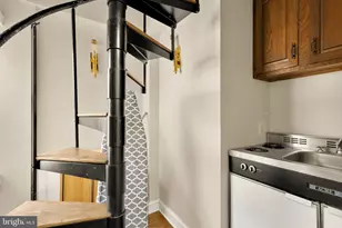 228 East Capitol NE, Washington, DC 20003 - Photo 28