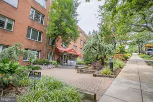 2400 41st St NW, Washington, DC 20007 - Photo 2