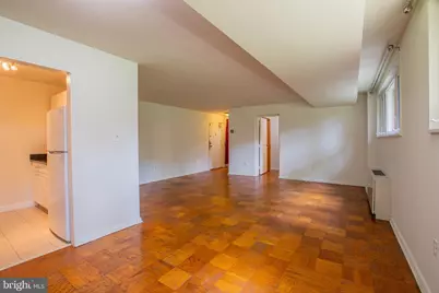 2400 41st Street NW #110, Washington, DC 20007 - Photo 10