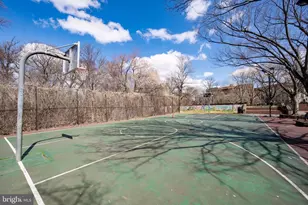 1860 Clydesdale Pl NW, Washington, DC 20009 - Photo 46