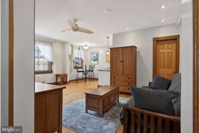1860 Clydesdale Place NW #105, Washington, DC 20009 - Photo 2