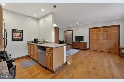1860 Clydesdale Place NW #105, Washington, DC 20009 - Photo 12