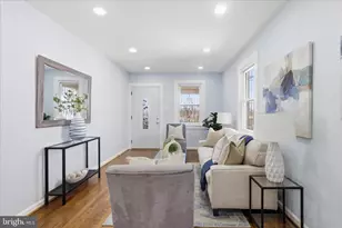 4029 Gault Pl NE, Washington, DC 20019 - Photo 6