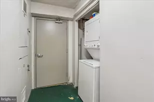 1437 Spring Rd NW, Washington, DC 20010 - Photo 12