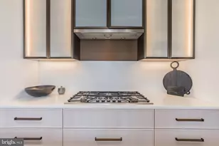 601 Wharf St SW, Washington, DC 20024 - Photo 8