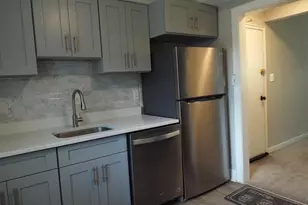 2111 Suitland Terrace SE, Washington, DC 20020 - Photo 8