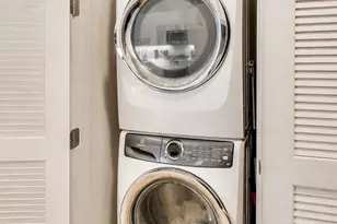 6803 Cameron Dr NW, Washington, DC 20012 - Photo 14