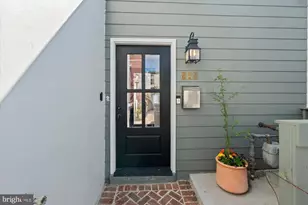 629 Pickford Pl NE, Washington, DC 20002 - Photo 2