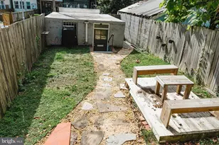 636 Kenyon St NW, Washington, DC 20010 - Photo 36