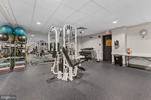 1099 22nd Street NW, Washington, DC 20037 - Photo 28