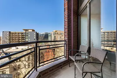 1099 22nd Street NW #807, Washington, DC 20037 - Photo 1