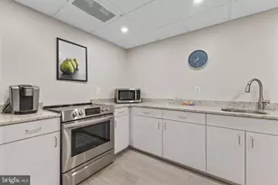 1099 22nd Street NW, Washington, DC 20037 - Photo 26