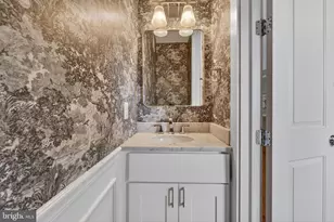 158 Bryant St NW, Washington, DC 20001 - Photo 10