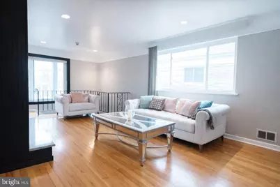 2412 Skyland Place SE, Washington, DC 20020 - Photo 2