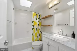 822 Constitution Ave NE, Washington, DC 20002 - Photo 26