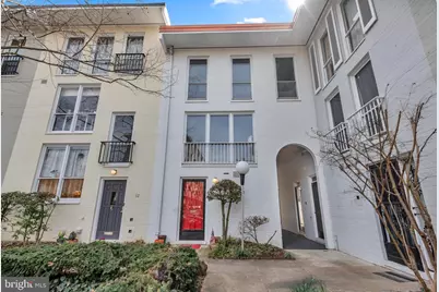 164 G Street SW #144, Washington, DC 20024 - Photo 66