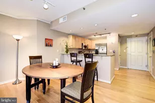 777 7th St NW, Washington, DC 20001 - Photo 10