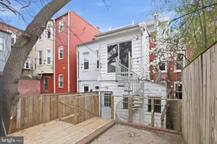 13 15th St SE, Washington, DC 20003 - Photo 32