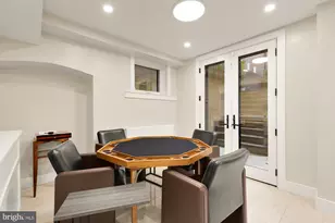 2137 R St NW, Washington, DC 20008 - Photo 38