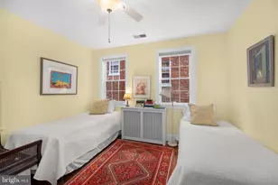 1554 34th St NW, Washington, DC 20007 - Photo 8