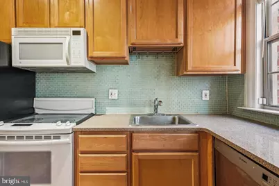 1401 Columbia Road NW #209, Washington, DC 20009 - Photo 6