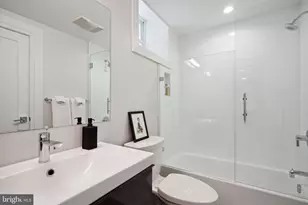 4104 14th St NW, Washington, DC 20011 - Photo 24