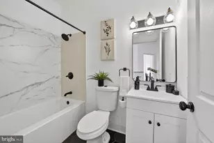 16 Q St NE, Washington, DC 20002 - Photo 18