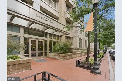 811 4th Street NW #402, Washington, DC 20001 - Photo 26