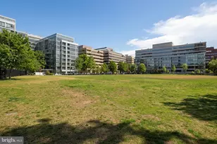 1275 25th St NW, Washington, DC 20037 - Photo 34