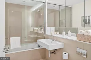 925 H St NW, Washington, DC 20001 - Photo 34