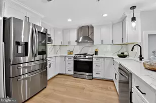 2931 11th St NW, Washington, DC 20001 - Photo 4