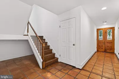 306 9th Street SE, Washington, DC 20003 - Photo 6