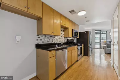 1117 10th Street NW #305, Washington, DC 20001 - Photo 4