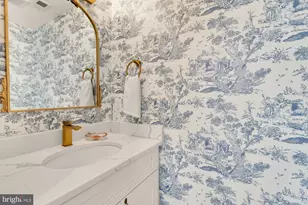 432 Emerson St NW, Washington, DC 20011 - Photo 22