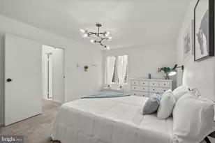 2400 41st St NW, Washington, DC 20007 - Photo 20