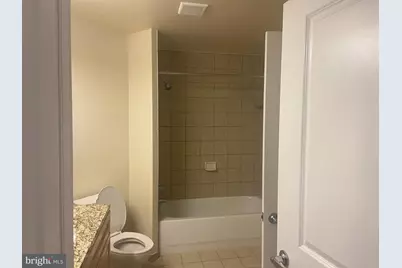 1111 25th Street NW #812, Washington, DC 20037 - Photo 8