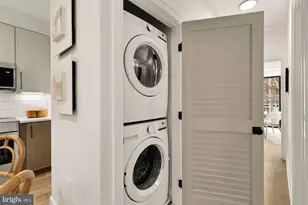 1463 Harvard St NW, Washington, DC 20009 - Photo 12