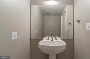 1225 13th St NW, Washington, DC 20005 - Photo 12