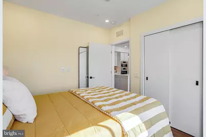 300 8th Street NE #404, Washington, DC 20002 - Photo 10