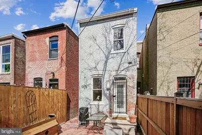 909 C Street NE, Washington, DC 20002 - Photo 40