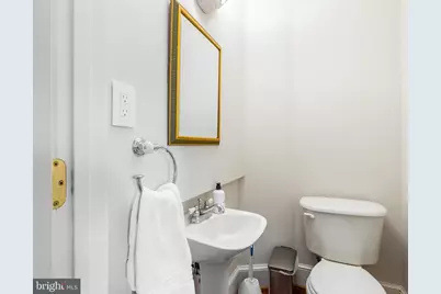 2243 NW 40th Street NW, Washington, DC 20007 - Photo 16