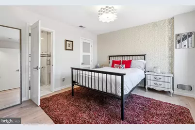 5507 Macarthur Boulevard NW, Washington, DC 20016 - Photo 32