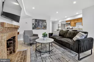 1339 Corcoran St NW, Washington, DC 20009 - Photo 4