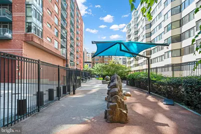 1117 10th Street NW #1109, Washington, DC 20001 - Photo 36