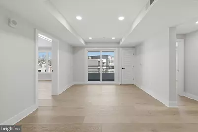 919 12th Street NE #303, Washington, DC 20002 - Photo 4