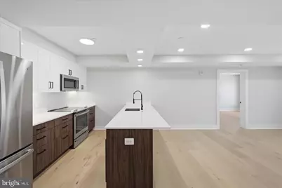 919 12th Street NE #303, Washington, DC 20002 - Photo 2