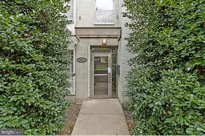 2832 Hartford Street SE #104, Washington, DC 20020 - Photo 8