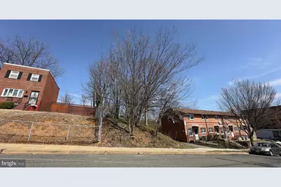 5220 Banks Place NE, Washington, DC 20019 - Photo 2