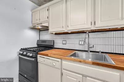 1330 New Hampshire Avenue NW #907, Washington, DC 20036 - Photo 12