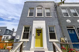 729 Roxboro Pl NW, Washington, DC 20011 - Photo 2